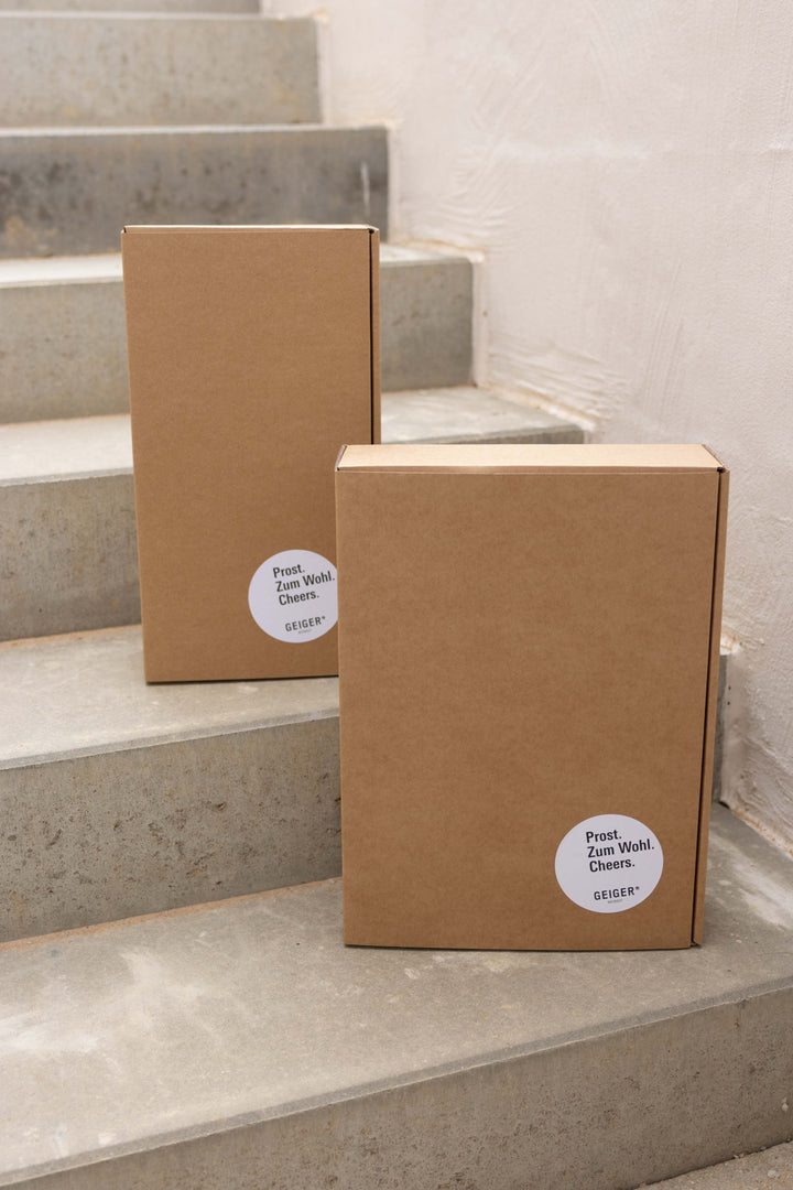 Geschenkkarton aus Kraftpapier - die passende Verpackung für das Weingeschenk