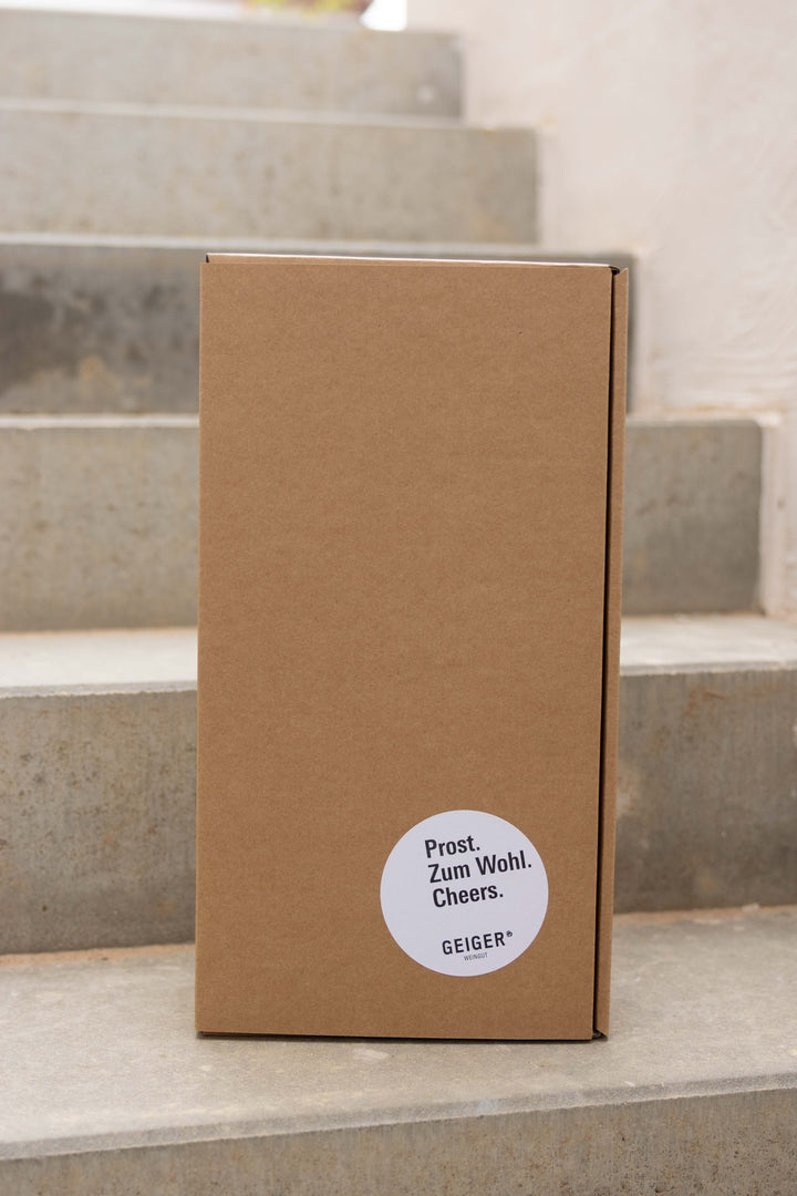 Geschenkkarton aus Kraftpapier - die passende Verpackung für das Weingeschenk
