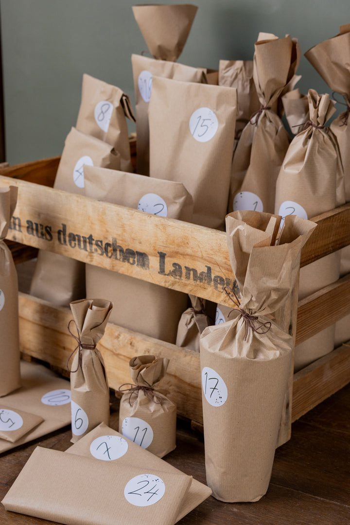 ADVENTSKALENDER: 24 Genüsse aus der Pfalz – verpackt in einer Weinkiste voller Vorfreude